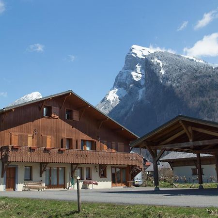 Particulier Loue 2 Appartements Communicants Dans Chalet A Samoens Jusqu A 16 Couchages Exterior foto