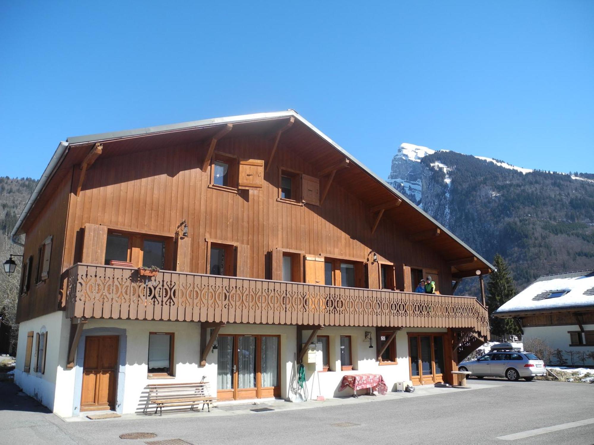 Particulier Loue 2 Appartements Communicants Dans Chalet A Samoens Jusqu A 16 Couchages Exterior foto